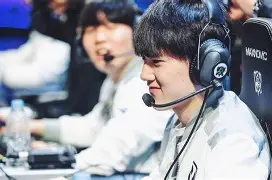 乐动体育APP下载-JackeyLove在篮网比赛中出色防守，夺冠引发热议！